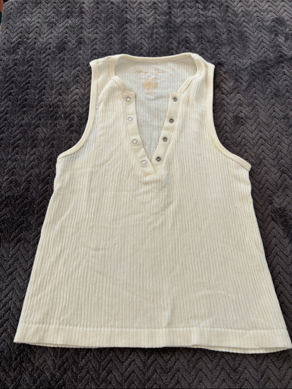 Sleeveless Ribbed Henley Tank Top in Cream